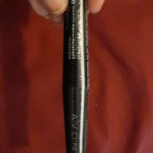 New avon mascara in black
